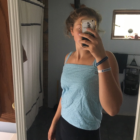 blue tank top !MAKE OFFERS! - Picture 2 of 3